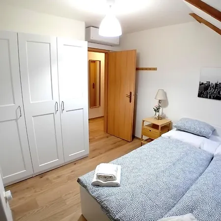 Castle Aparthotel 3*