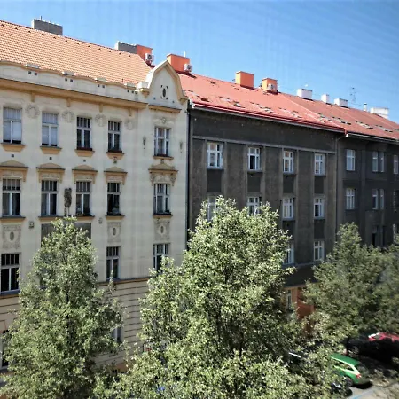 Castle 3* Prague
