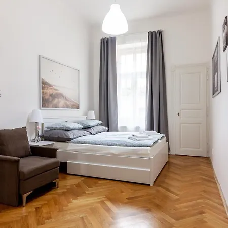 Hotel apartamentowy Castle Praga