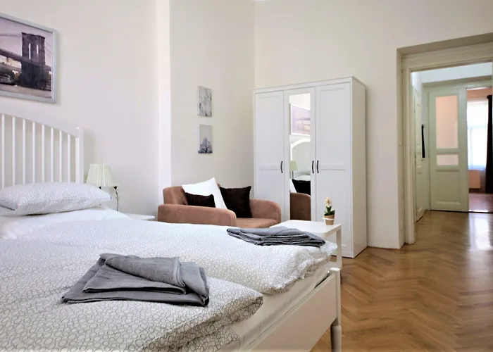 Castle Apartmanhotel Prága